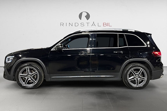 Mercedes-Benz GLB200 4 of 20