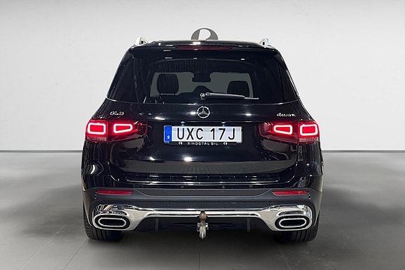 Mercedes-Benz GLB200 6 of 20
