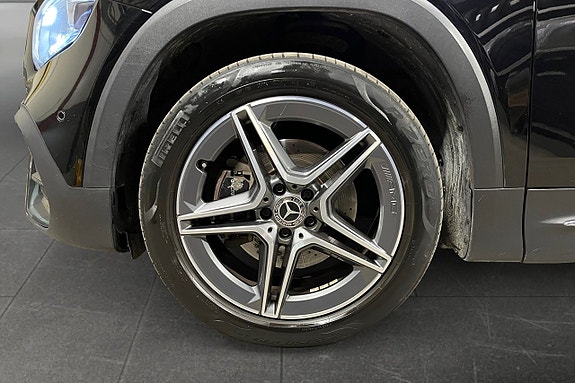 Mercedes-Benz GLB200 20 of 20