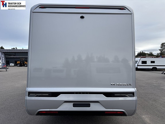 Adria Coral SUPREME 670 SL 140Hk HD 43H 6 of 21