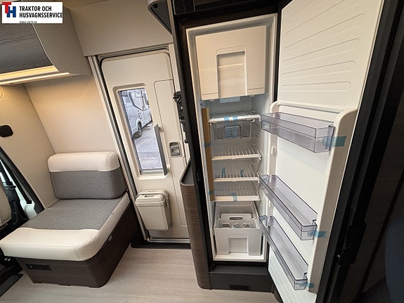 Adria Coral SUPREME 670 SL 140Hk HD 43H 20 of 21