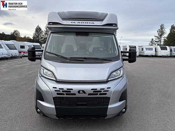 Adria Coral SUPREME 670 SL 140Hk HD 43H 2 of 21
