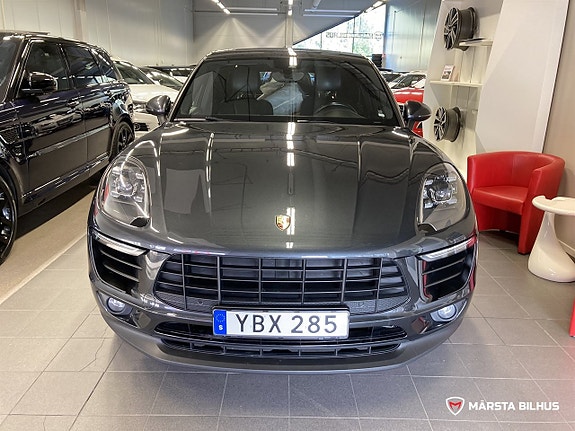Porsche Macan 6 of 20