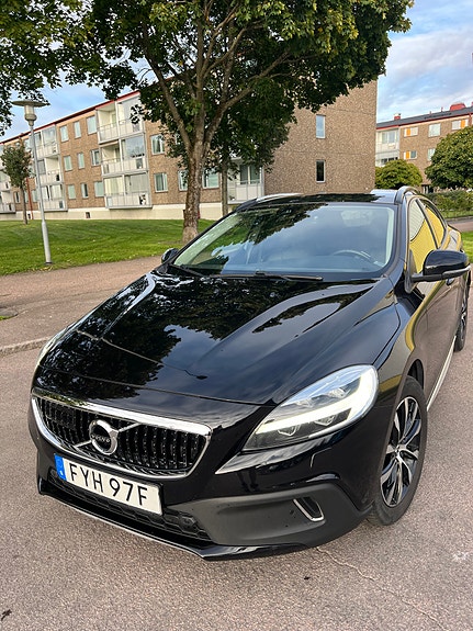 Volvo V40 Cross Country 9 of 9