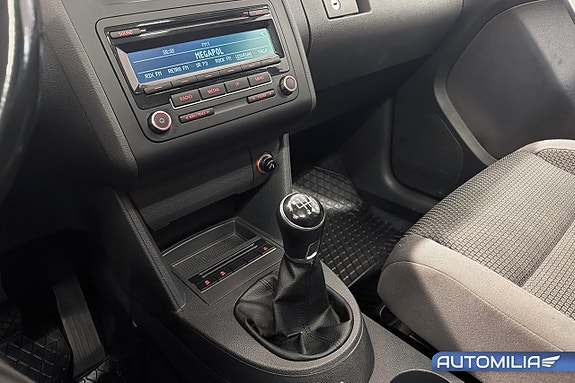 Volkswagen Touran 9 of 17