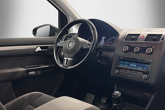 Volkswagen Touran 11 of 17