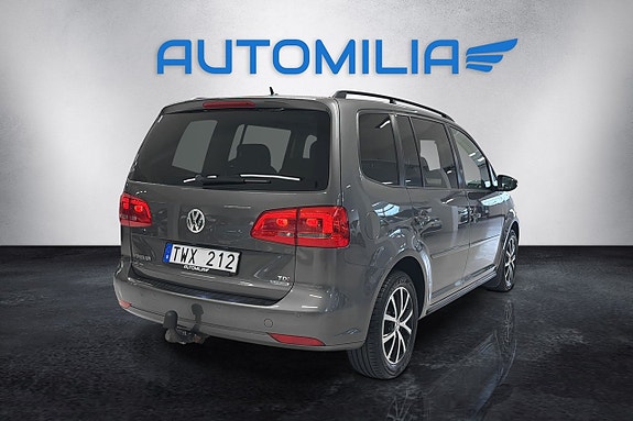 Volkswagen Touran 15 of 17