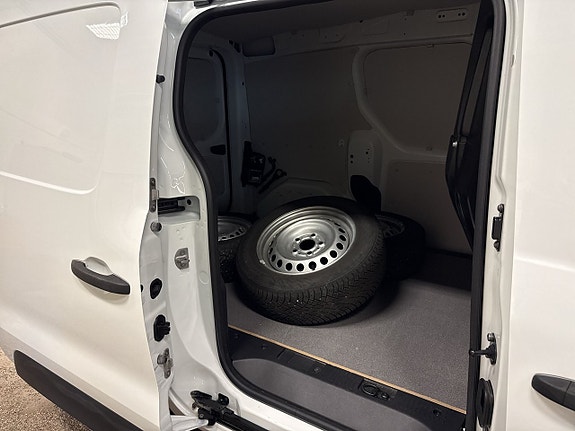Renault Kangoo Express 12 of 25