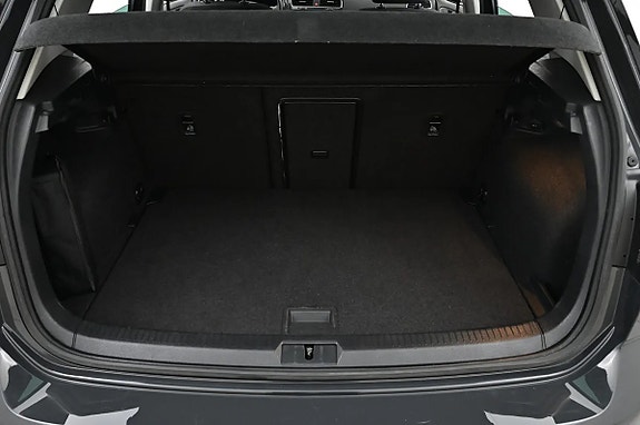 Volkswagen Golf VII 9 of 14