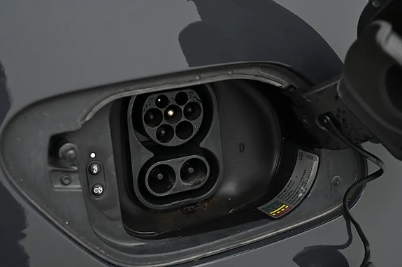 Volkswagen Golf VII 11 of 14