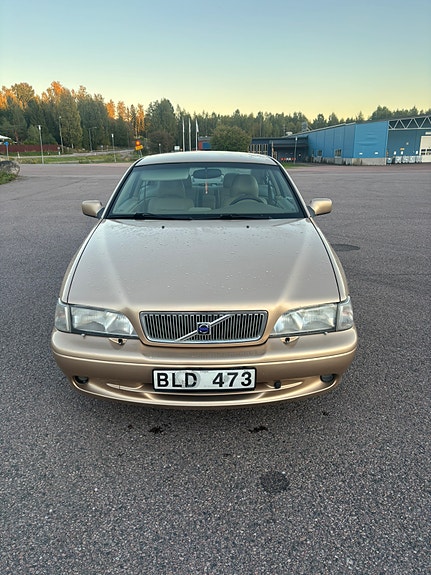 Volvo C70 5 of 12