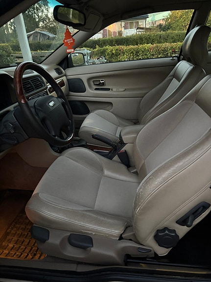 Volvo C70 11 of 12