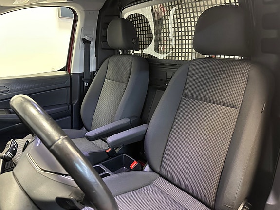 Volkswagen Caddy 16 of 26
