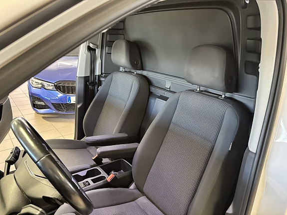 Volkswagen Caddy Maxi 4 of 14