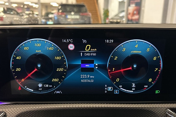 Mercedes-Benz A180 25 of 30