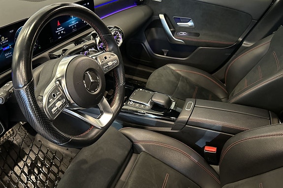 Mercedes-Benz A180 14 of 30