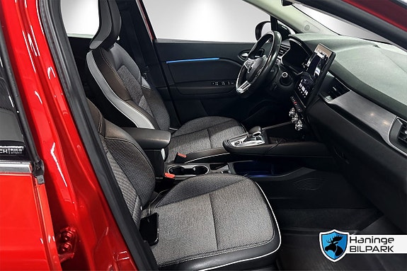 Renault Captur 27 of 30