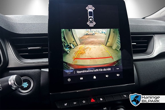 Renault Captur 12 of 30