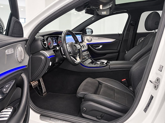 Mercedes-Benz E220 d 3 of 18