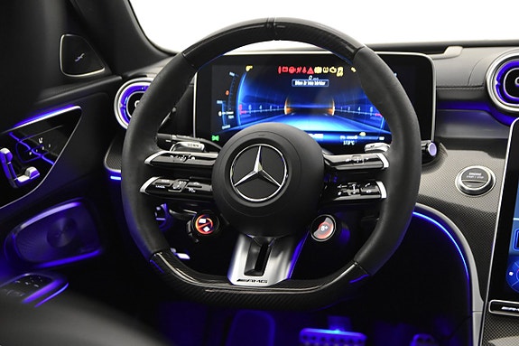Mercedes-Benz C63 11 of 24