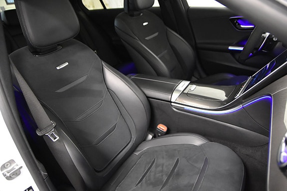 Mercedes-Benz C63 19 of 24