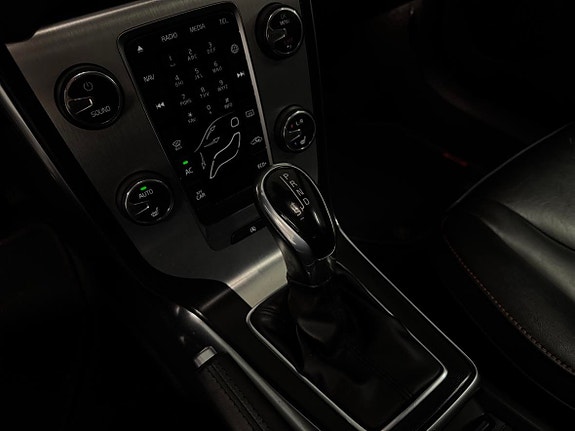 Volvo V40 Cross Country 20 of 21