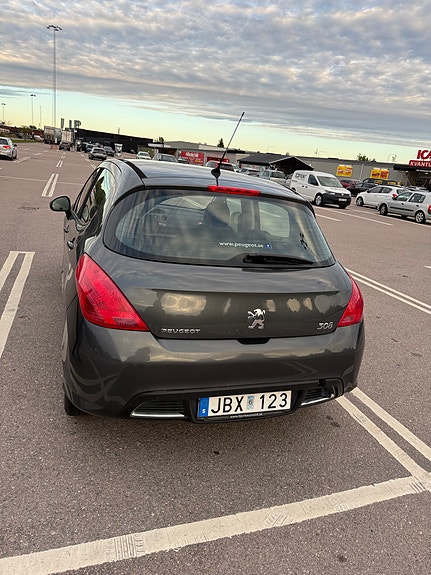 Peugeot 308 5 of 5