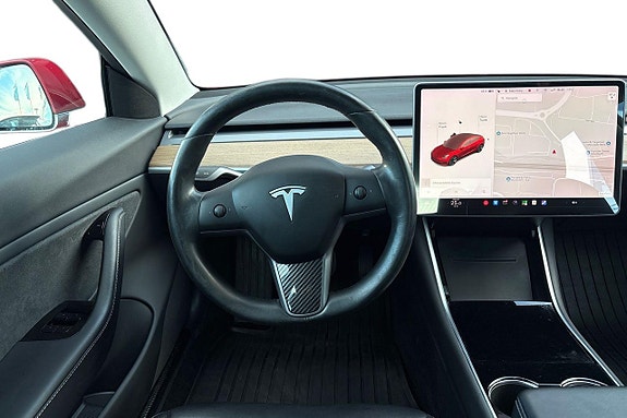 Tesla Model 3 10 of 21