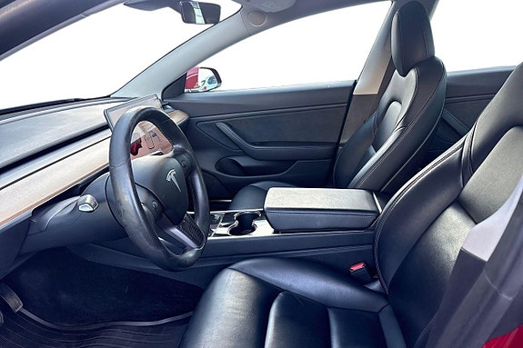 Tesla Model 3 13 of 21