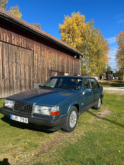 Volvo 940 4 of 13