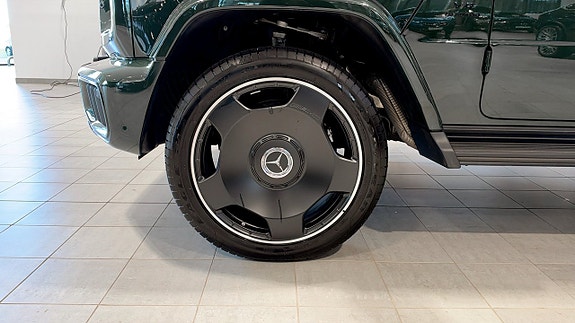 Mercedes-Benz G63 17 of 23
