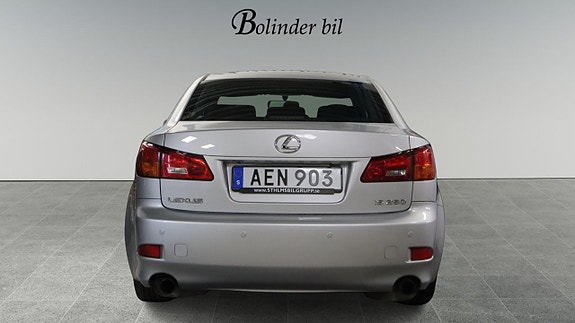 LEXUS IS250 250 2.5 208 ch V6 BVA - CUIR INTÉGRAL - 196000 km