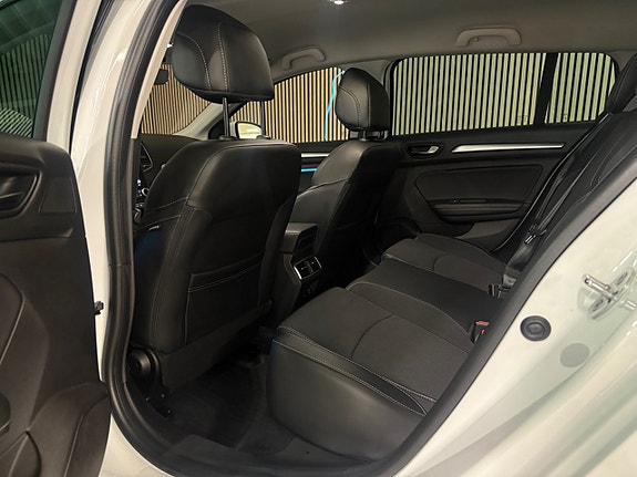 Renault Megane E-Tech 12 of 21