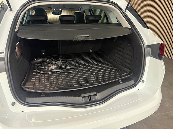 Renault Megane E-Tech 17 of 21