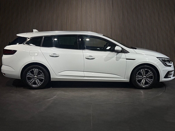 Renault Megane E-Tech 3 of 21