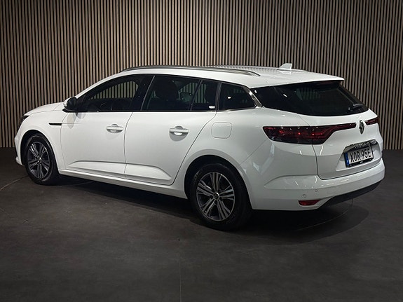 Renault Megane E-Tech 6 of 21
