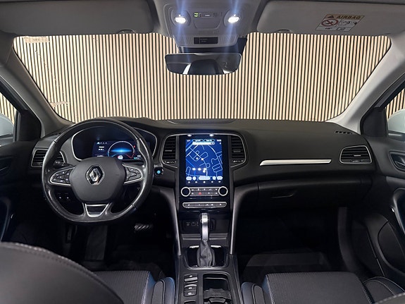 Renault Megane E-Tech 14 of 21
