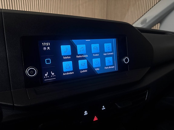 Volkswagen Caddy 17 of 21