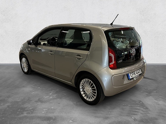 Volkswagen UP! 3 of 16