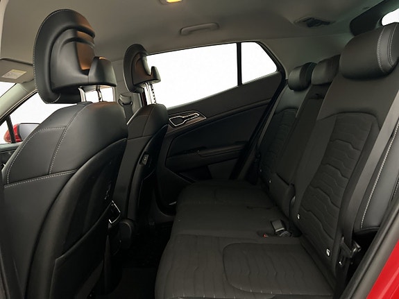 Kia Sportage 13 of 30