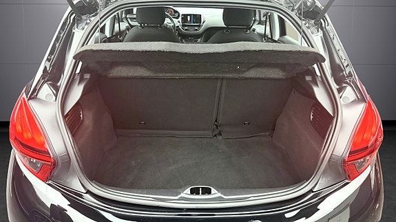 Peugeot 208 16 of 21