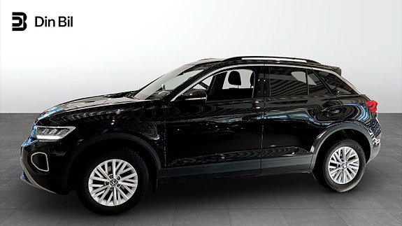 Volkswagen T-Roc 2 of 12