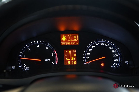Toyota Avensis 15 of 20