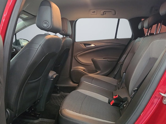 Opel Astra 12 of 19