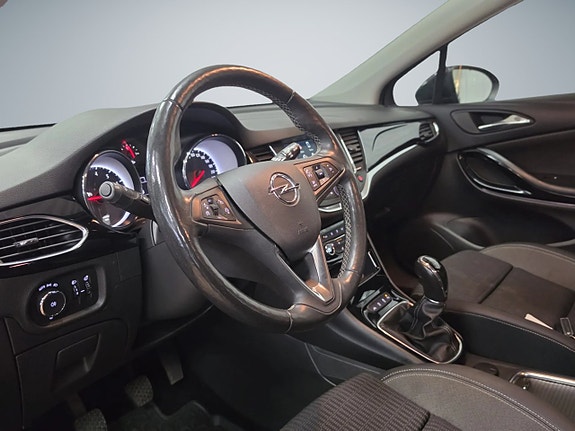 Opel Astra 10 of 19