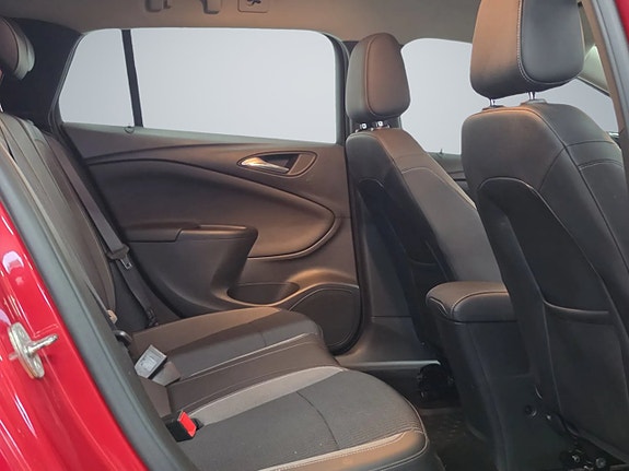 Opel Astra 13 of 19