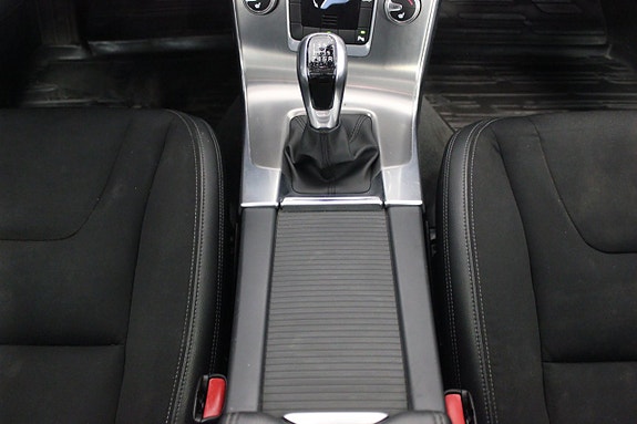 Volvo V60 16 of 24