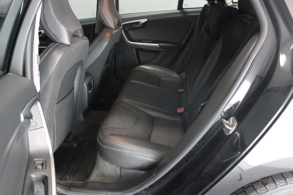Volvo V60 10 of 24