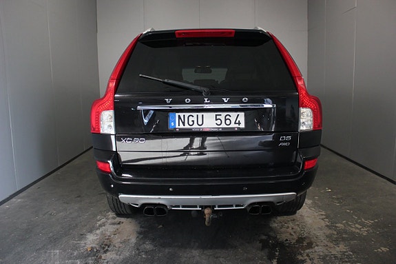 Volvo XC90 6 of 27