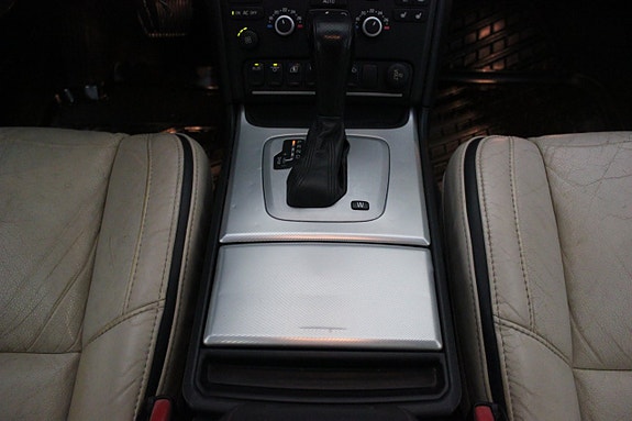 Volvo XC90 21 of 27